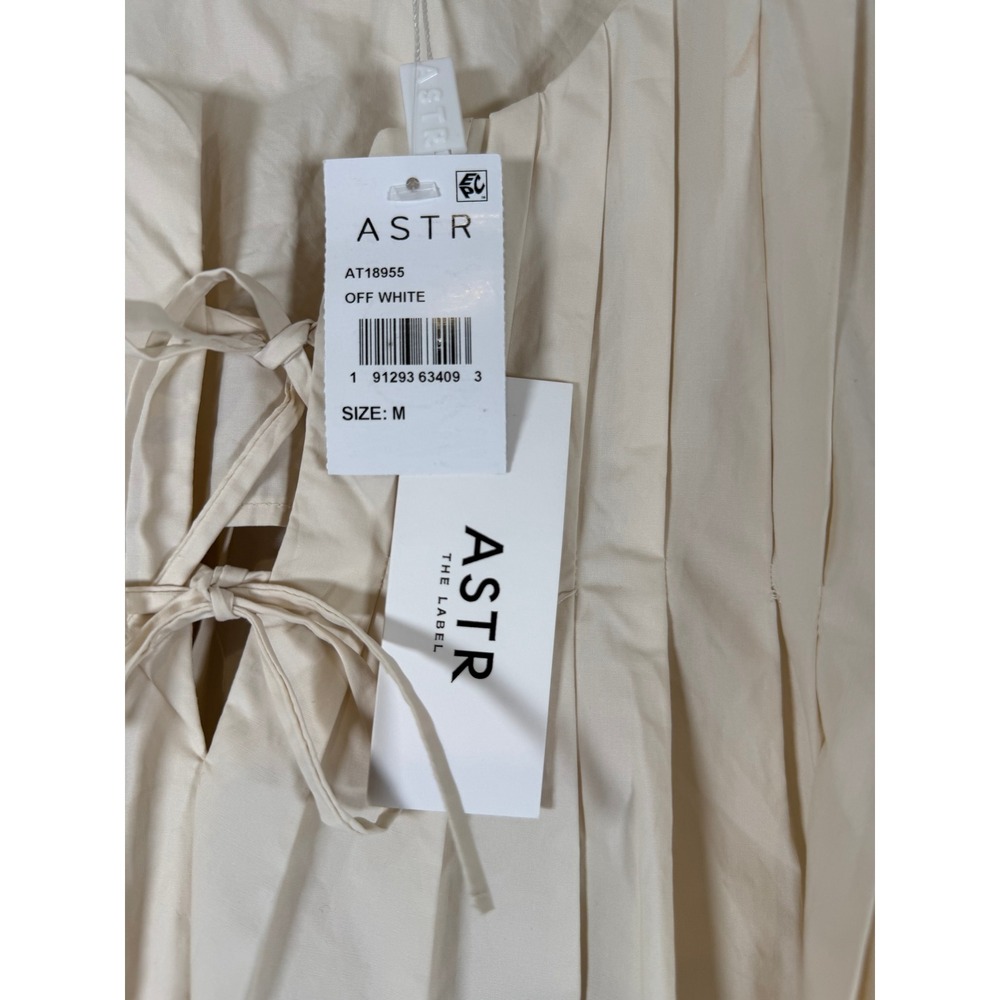 New ASTR The Label Pleated Puff Sleeve Top Medium Off White Tie Front Boho - Picture 6 of 10
